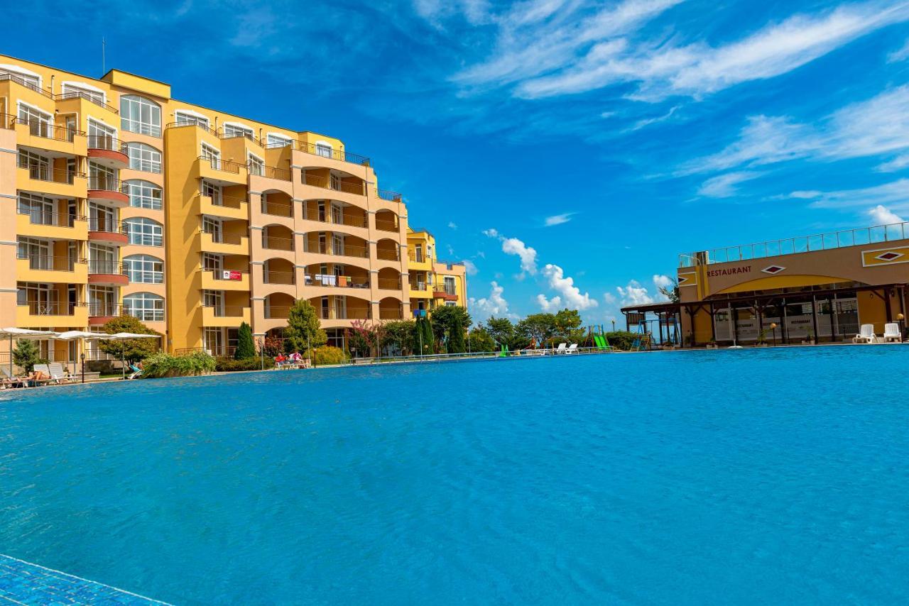 Menada Grand Resort Apartments Aheloy Exterior photo