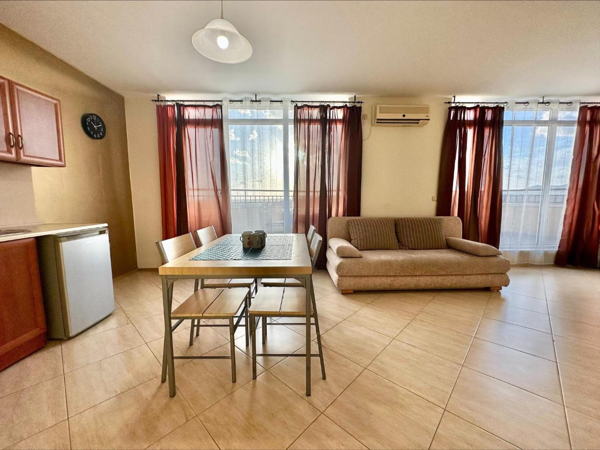 Menada Grand Resort Apartments Aheloy Room photo
